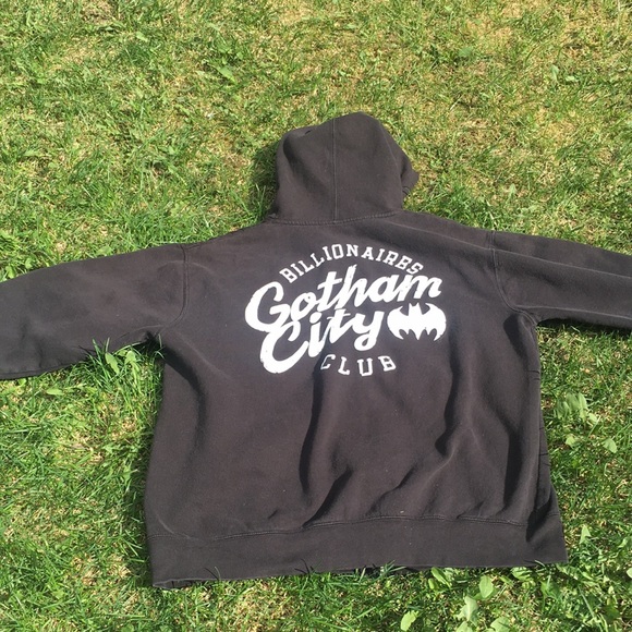DC COMICS billionaires Club Gotham City Hoodie - Picture 10 of 12